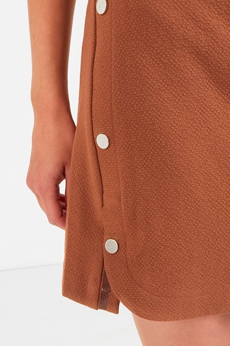 CARAMEL SHORT SKIRT WITH PRESS STUDS ON SIDES 5