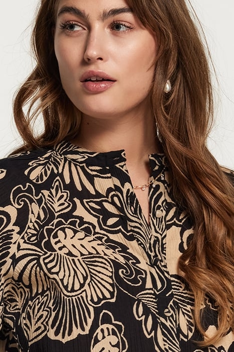 LADIES PLYMOUTH BLOUSE ARTSY LEAVES BLACK 6