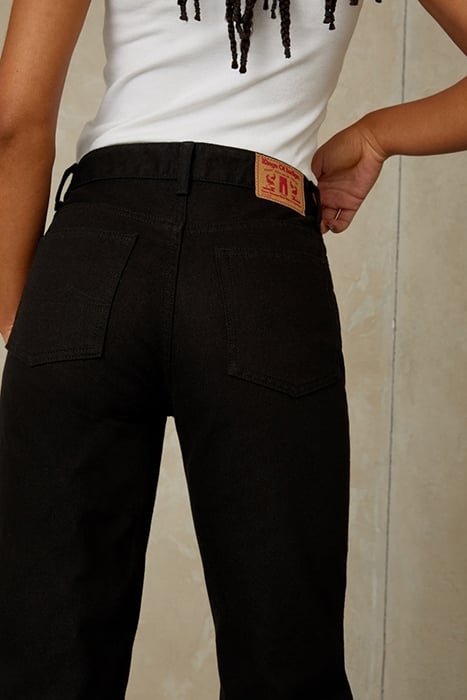 CAROLINE CROPPED ECO RECYCLED BLACK WORN 5