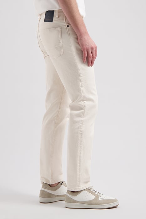 DS_GENT D OFFWHITE 4