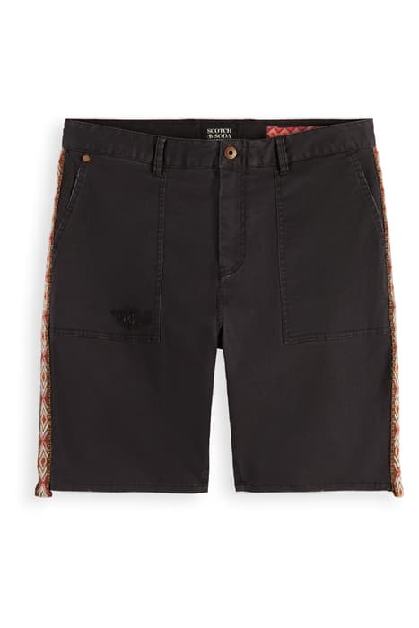 RELAXED-FIT TAPE-TRIMMED SHORTS IN ORGANIC COTTON ANTHRACITE by Scotch & Soda