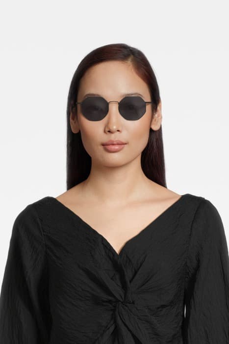 ELTON LARGE MATTE BLACK by Ace & Tate 