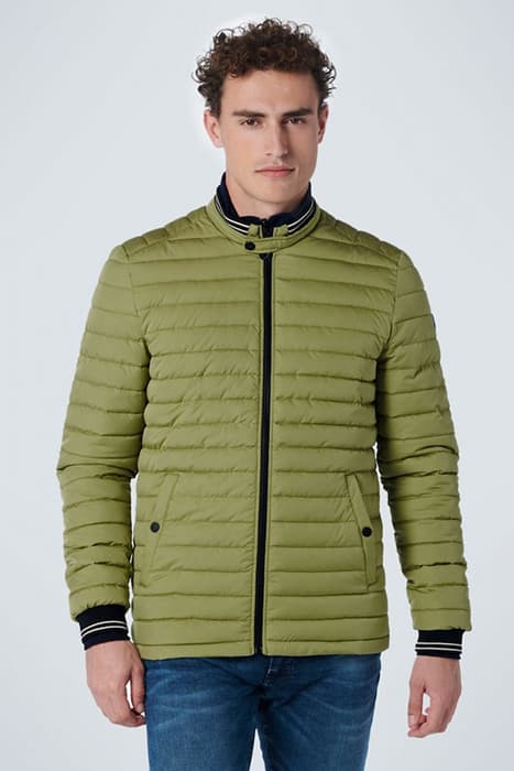 JACKET SHORT FIT PADDED LIGHT GREEN by No Excess