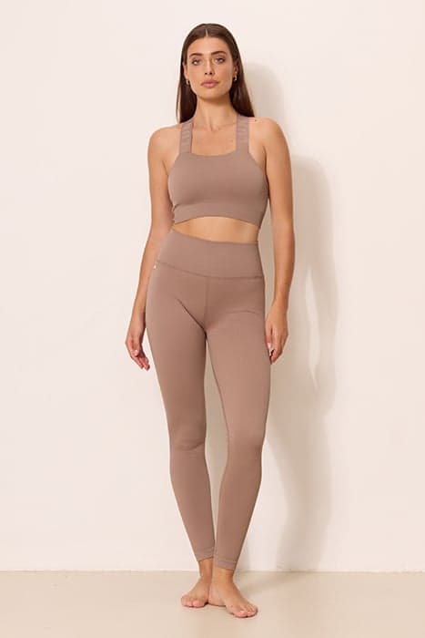 LUNA SCULPT SEAMLESS HIGH-WAISTED RIB LEGGING FOSSIL by Lune Active