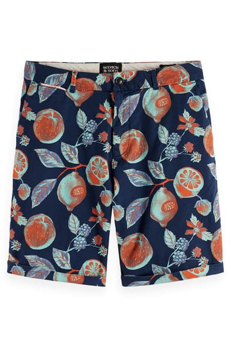 STUART- PRINTED PIMA COTTON CHINO SHORT NAVY FRUITS AOP by Scotch & Soda