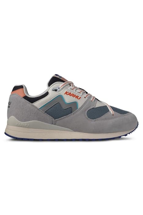 SYNCHRON CLASSIC DAWN BLUE/ LILY WHITE GREY by Karhu