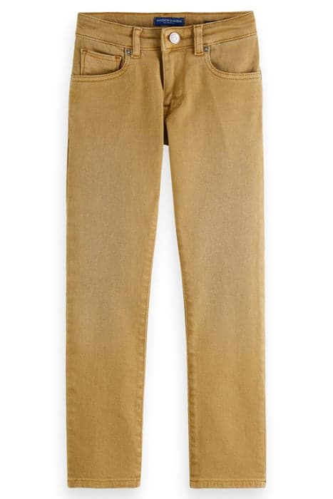 STRUMMER SLIM JEANS — GARMENT DYED COLOURS SAND by Scotch & Soda