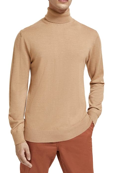 REGULAR FIT TURTLENECK PULLOVER IN MERINO WOOL CAMEL MELANGE by Scotch & Soda