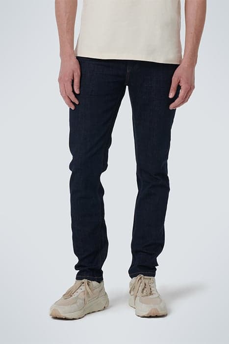 DENIM REGULAR 711 DARK STRETCH by No Excess