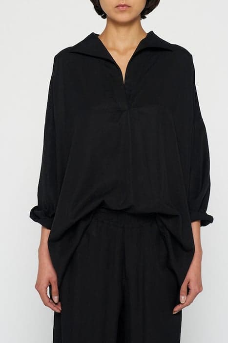 FLOWY BLOUSE WOVEN BLACK by 10DAYS