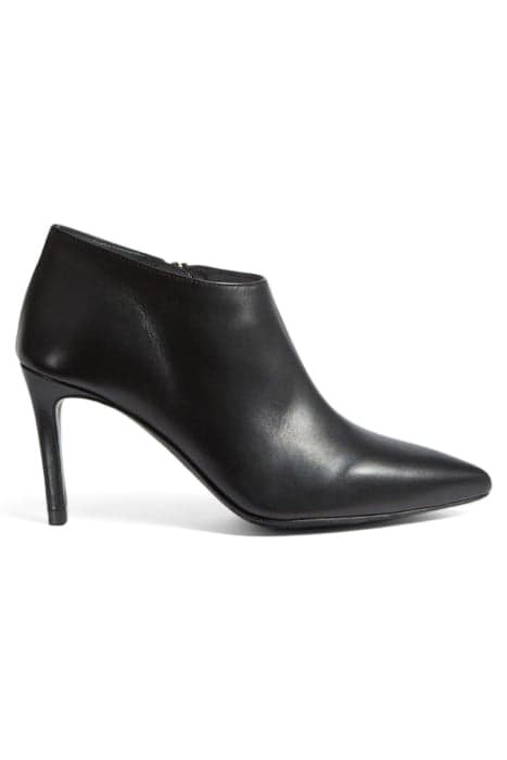 ELLE - POINTED SHOE LEATH BLACK by LK Bennett