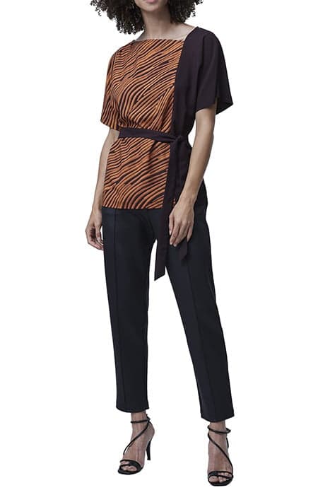 ROSALIND ASYMMETRIC NECK TOP DECADENCE/CANYON MLT by French Connection