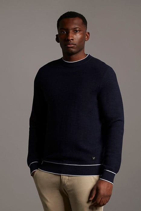 BLACK EAGLE TEXTURE KNIT CREW NECK DARK NAVY by Lyle & Scott