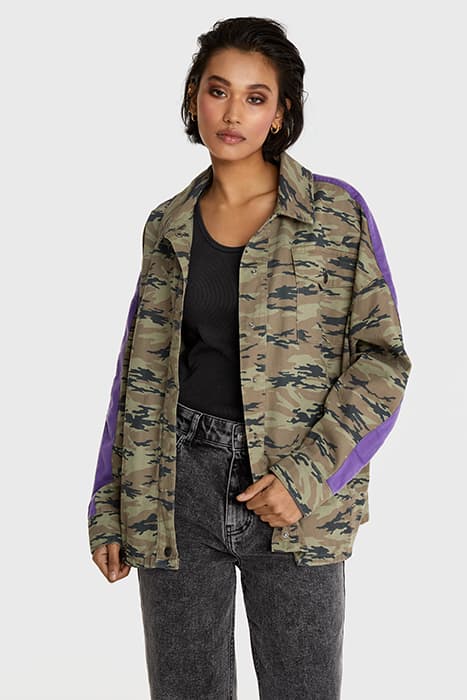 LADIES WOVEN CAMO JACKET ARMY by Alix The Label