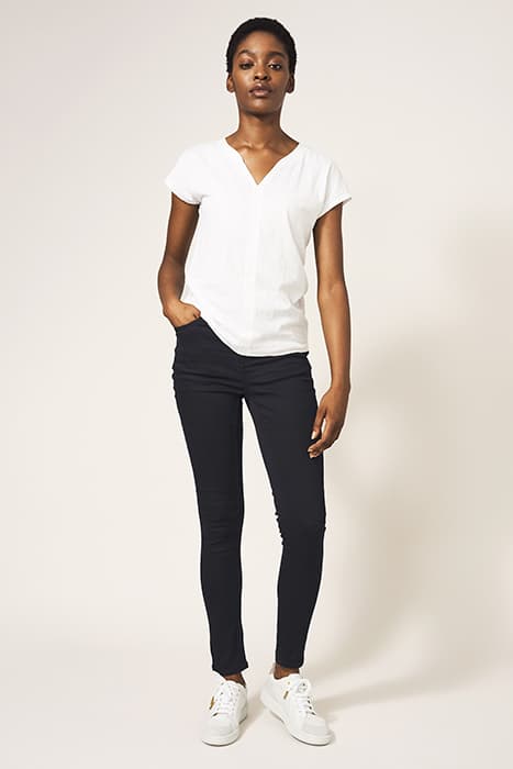 AMELIA SKINNY JEANS BLK DENIM by White Stuff