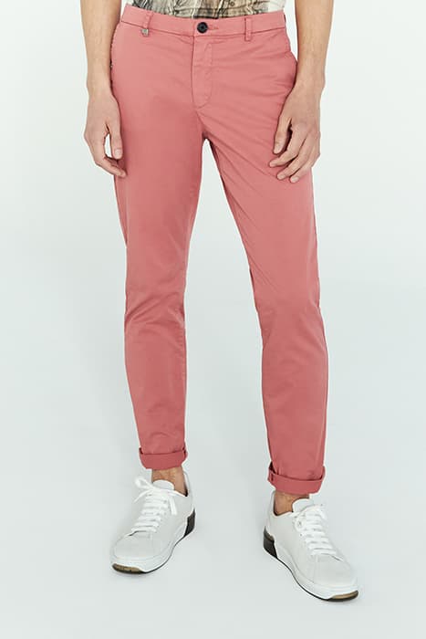 Pantalon chino CROPPED rose Homme by IKKS