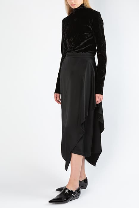 FLAPPED SKIRT BLACK by Frenken