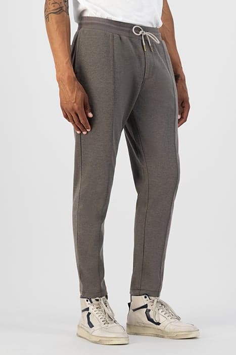 JOGGER PANTS INTERLOCK MELANGE SILVER SAND by Dstrezzed