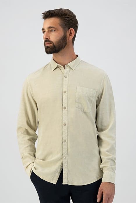 SHIRT GARMENT DYED TENCEL SAND by Dstrezzed