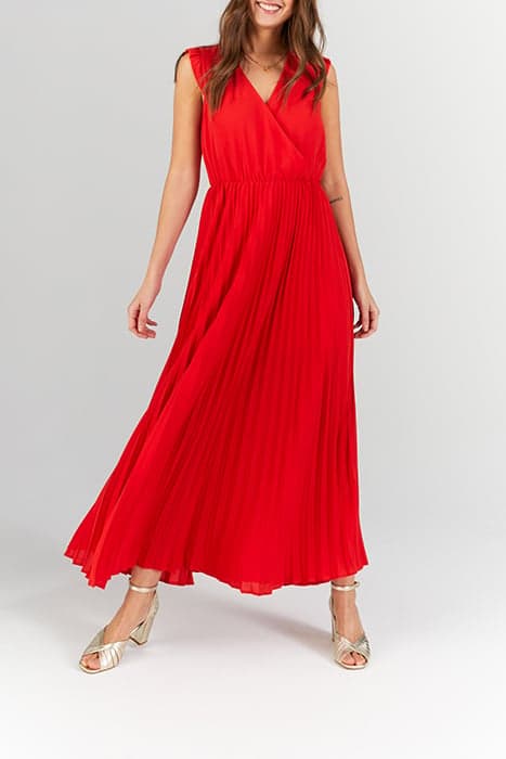 CHERRY PLEATED LONG DRESS by ICODE