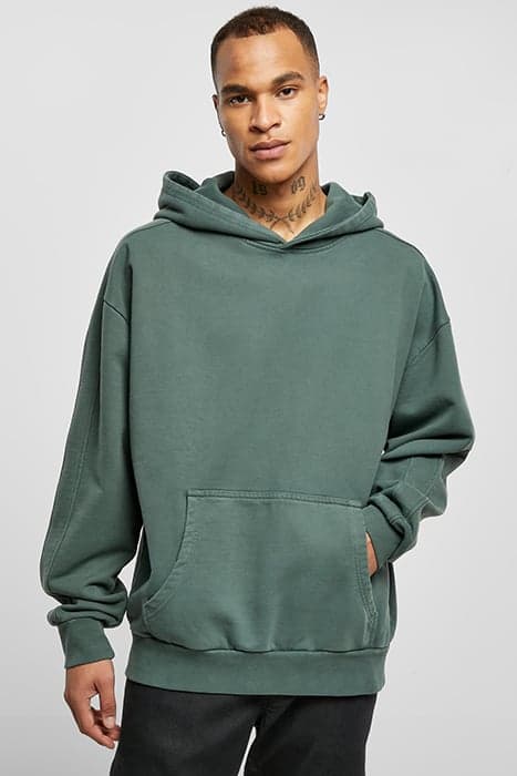 HEAVY TERRY GARMENT DYE HOODY BOTTLEGREEN by Urban Classics