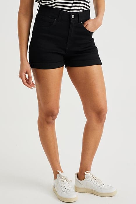 SHORT BLACK by WE Fashion