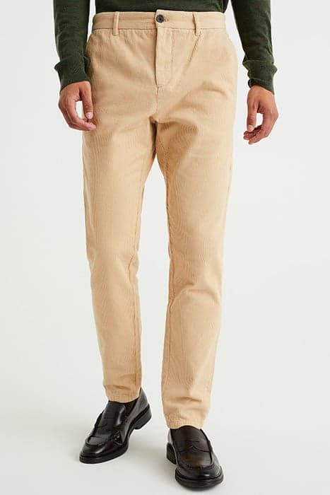 CHINO BEIGE by WE Fashion