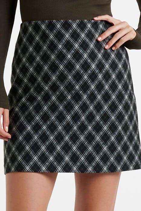 DANA DIAGONAL CHECK MINI SKIRT PORCELAIN/BLACK CHECK by Forever New