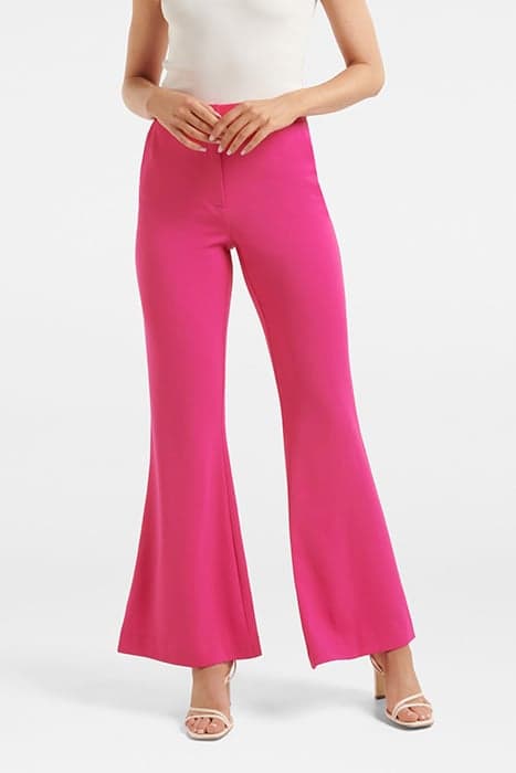 JAYDA FLARE PANTS FUCHSIA PINK by Forever New