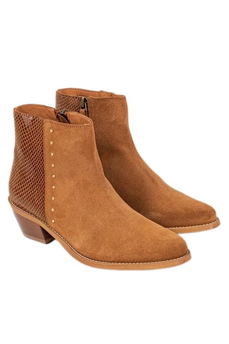 I.CODE FAWN SUEDE BOOTS by ICODE