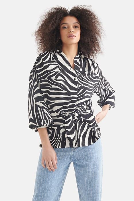 LA-SBZEBRA CRUSHED BLOUSE VARIOUS by Shoeby