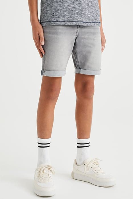 SHORT LIGHT GREY by WE Fashion