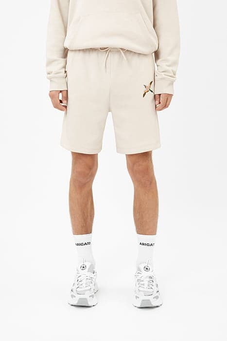 SINGLE BEE BIRD SWEATSHORTS PALE BEIGE by Axel Arigato