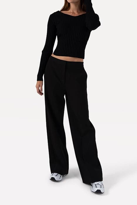 FENNE KNITTED PULL BLACK by Another Label