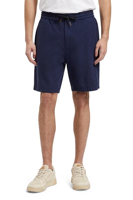 FAVE- COTTON/LINEN TWILL BERMU NAVY by Scotch & Soda