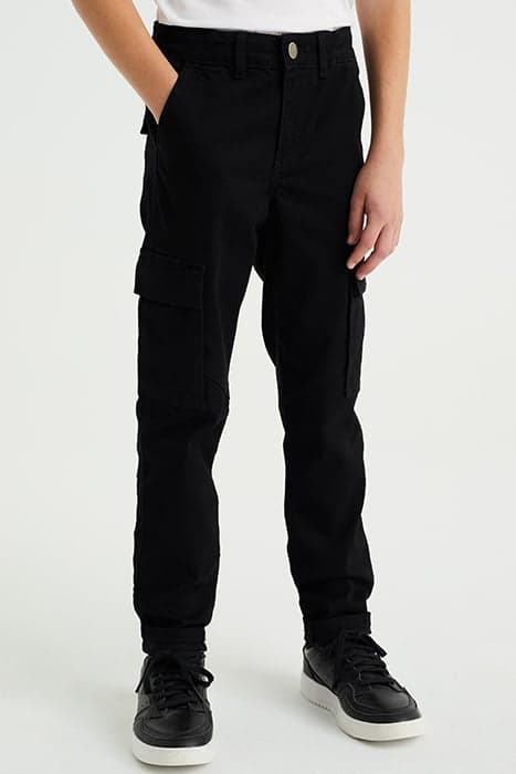 CARGO PANTS BLACK by WE Fashion