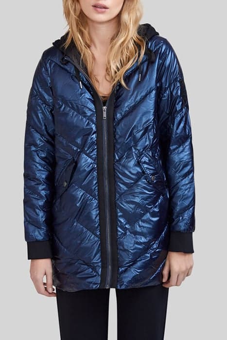 NYLON HOODED MID.LENGTH LIGHT PADDED JACKET NAVY by IKKS