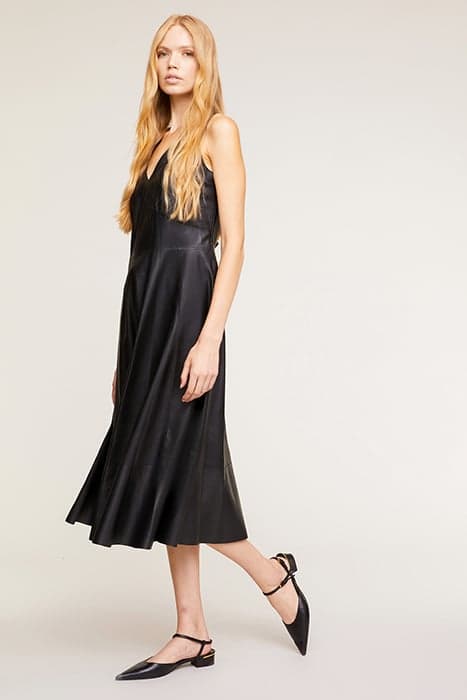 LEATHER EFFECT CIRCLE SKIRT DRESS BLACK by Motivi