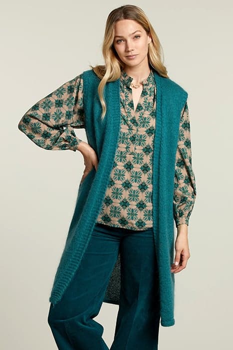 GREEN SLEEVELESS CARDIGAN by River Woods