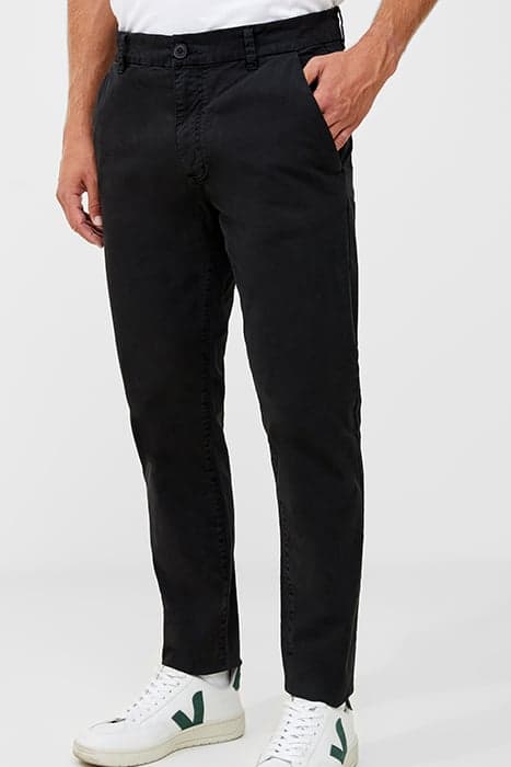 CHINO BLACK by French Connection