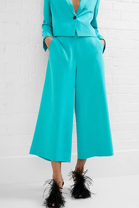 ECHO CREPE CULOTTE GREEN by French Connection