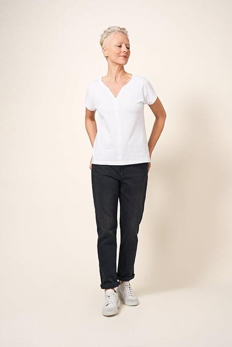 KATY RELAXED SLIM JEAN WASHED BLACK by White Stuff