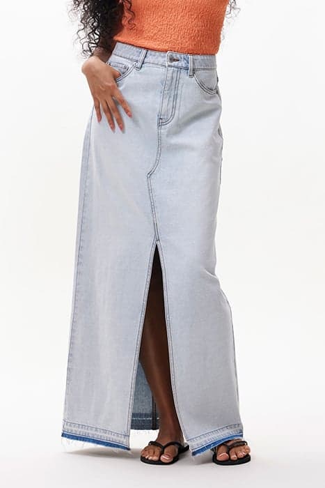 MAXI DENIM SKIRT WASHED BLUE by Catwalk Junkie