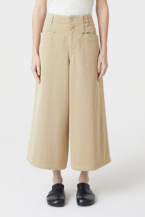 STYLE NAME CAMPTON PANTS CHINO BEIGE by Closed