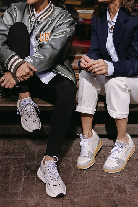 THE JUPITER WHITE WHITE 2