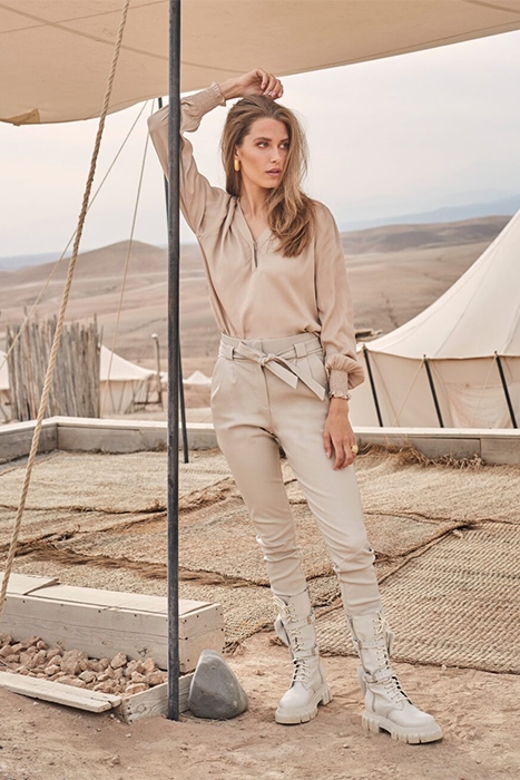 PAULA STRETCH LEATHER OYSTER WHITE 3