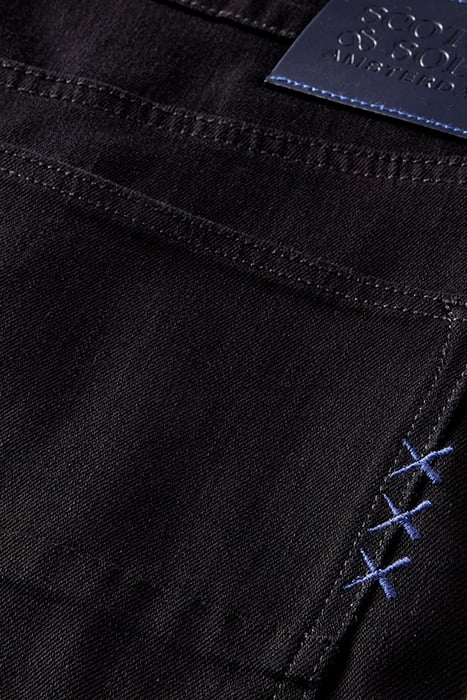 ESSENTIALS SKIM IN ORGANIC COTTON – STAY BLACK 3