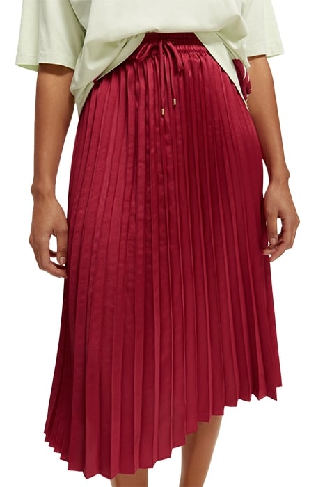 MID LENGTH PLISSÉE SKIRT IN RECYCLED POLYESTER CHERRY PIE 7