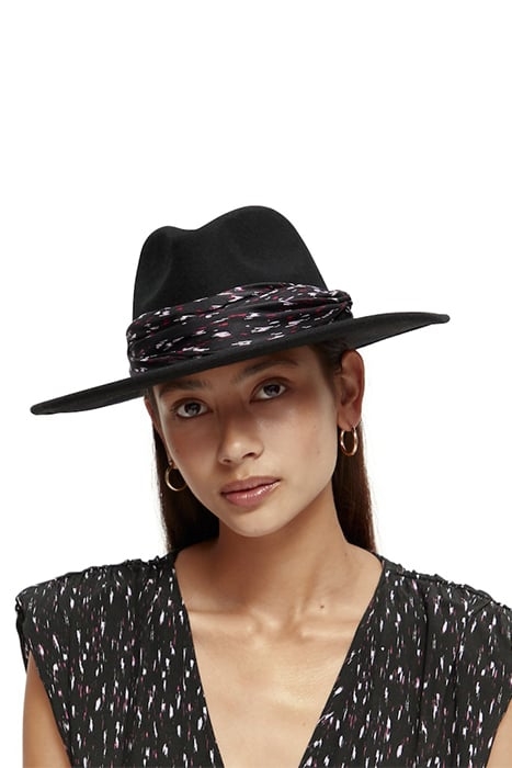 PRINTED SCARF FEDORA HAT BLACK 4