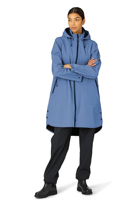 RAIN128 LIGHT REGATTA 1